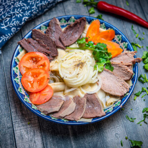 Бешбармак Популярное Казахское блюдо с говядиной